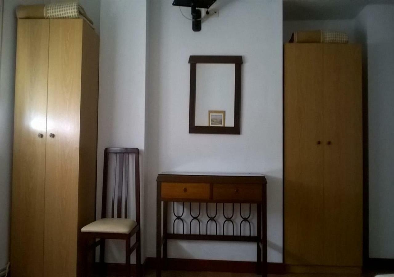 Pensión Las Matillas Miranda de Ebro Exterior foto